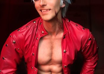 CCXP recebe o cosplayer Leon Chiro