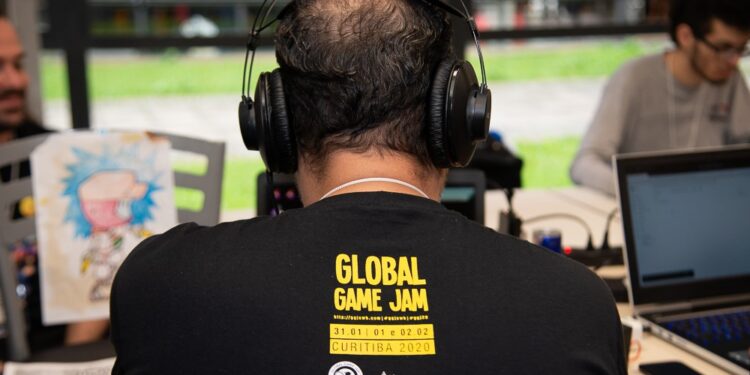 Curitiba recebe maratona global de criação de games