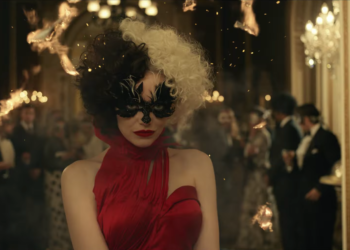 Trailer Cruella apresenta a vilã da Disney numa versão punk rock de Emma Stone