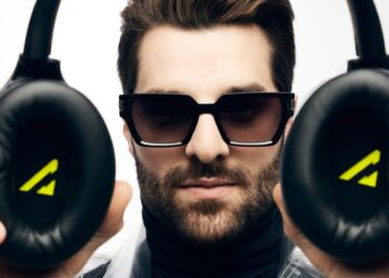 DJ Alok lança marca de Fones e produtos eletrônicos