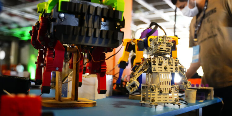 Destaques da área gratuita da 14ª edição da Campus Party Brasil, em São Paulo