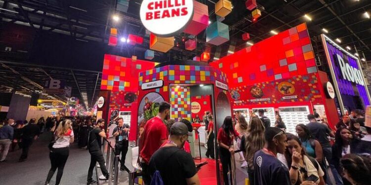 Chilli Beans leva produtos exclusivos e experiência imersiva para CCXP 2022
