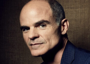 Michael Kelly, indicado ao Emmy, se junta ao elenco da série Lioness do Paramount+